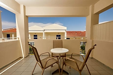 JUNIOR SUITE INLAND VIEW 1 ADULT