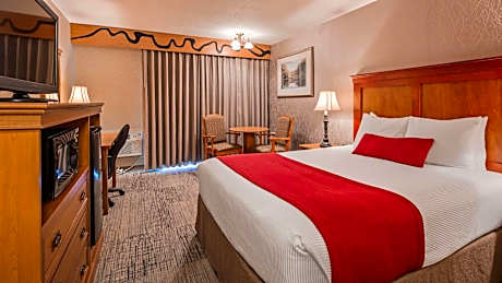 King Room with Balcony and River View