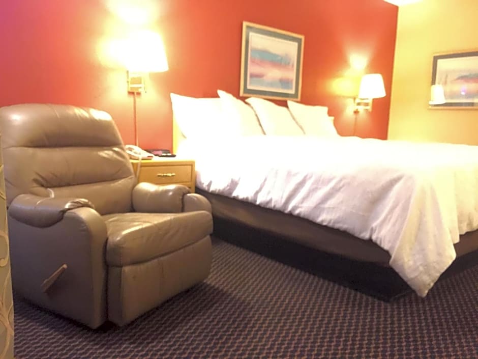 Americas Best Value Inn - Garden City