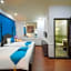 Manoir Des Arts Hotel