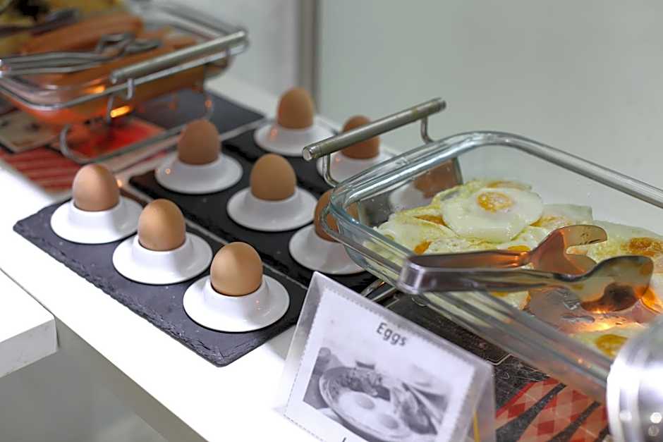 Side One Design Hotel Garni