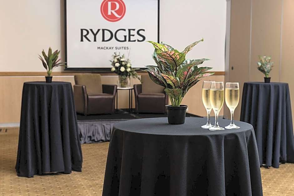 Rydges Mackay Suites