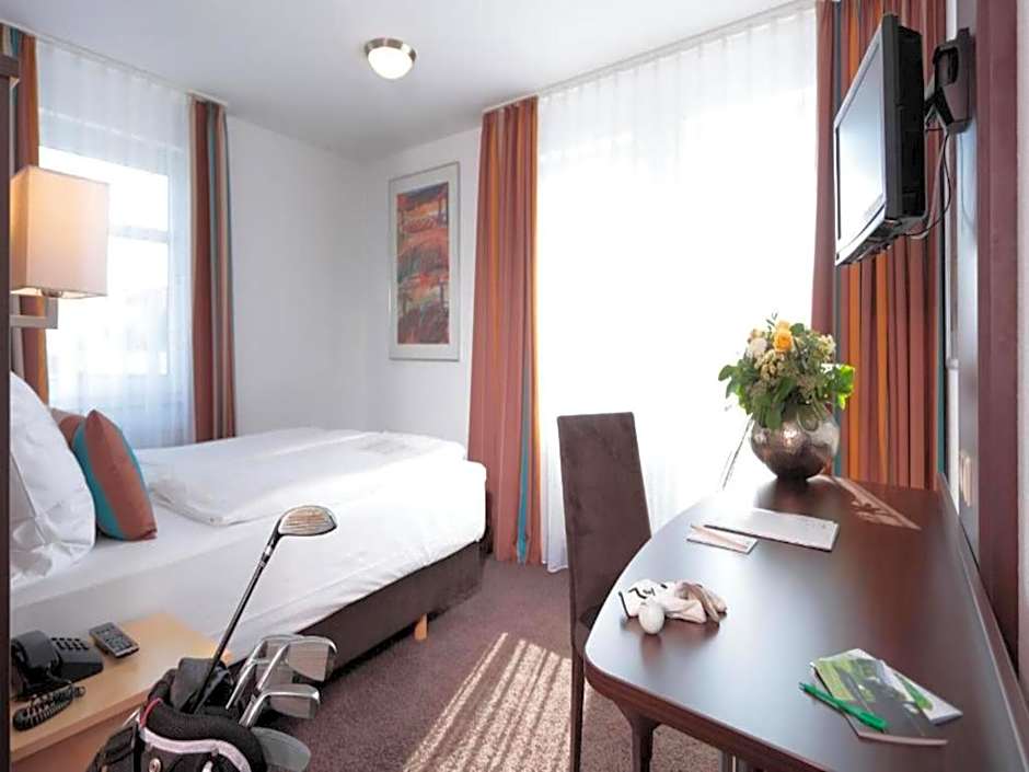 Stuttgart Großbettlingen Hotel by Belvilla