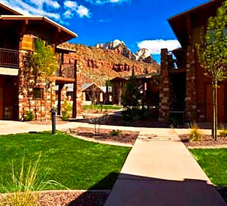 Cable Mountain Lodge