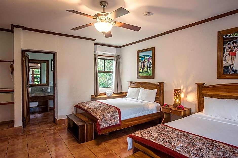 Hacienda Guachipelin Volcano Ranch Hotel & Hot Springs