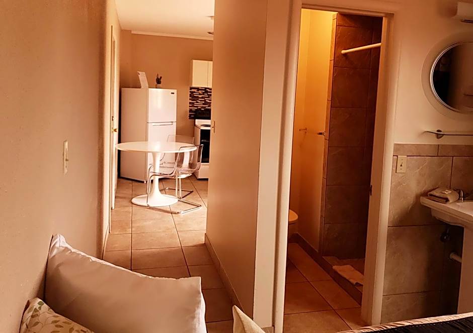 Red Rock Motel and Dam Motel