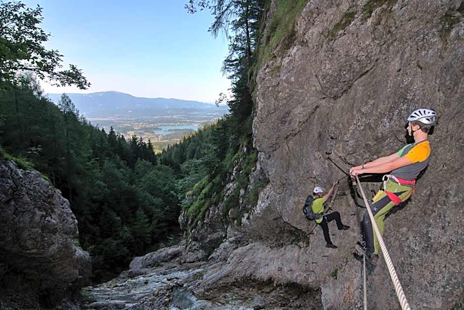 Hotel Faaker See Inn by S4Y