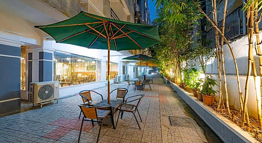 Hotel Athome & Serviced Apartments By Deccan Serai Hotels