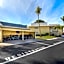 Hilton Vacation Club Charter Club Naples Bay