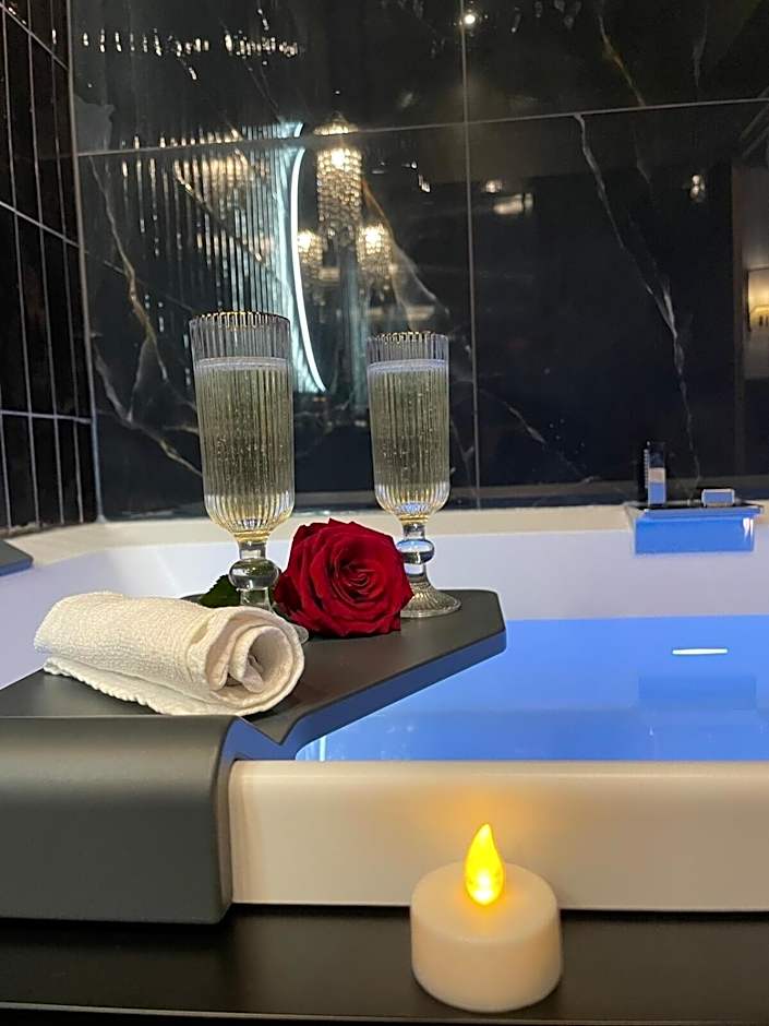 Host Inn Bien-être SPA JACUZZI Downtown