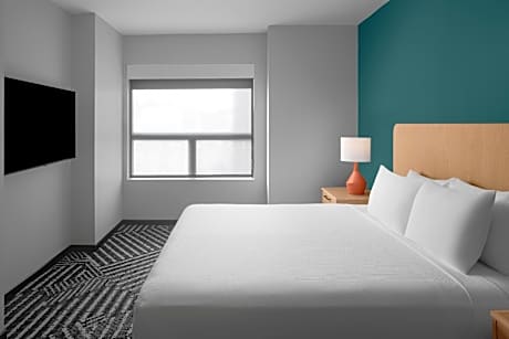 One Bedroom King Suite