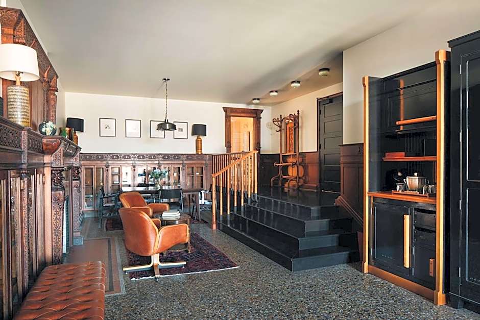 Chicago Athletic Association, part of Hyatt