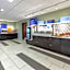 Holiday Inn Express & Suites Woodhaven by IHG