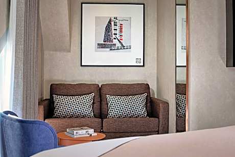 Junior Suite, Non Smoking (1 King Bed)