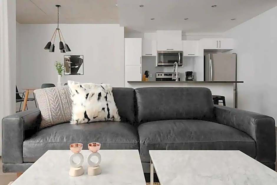 Rozenhaus Montreal Hotel