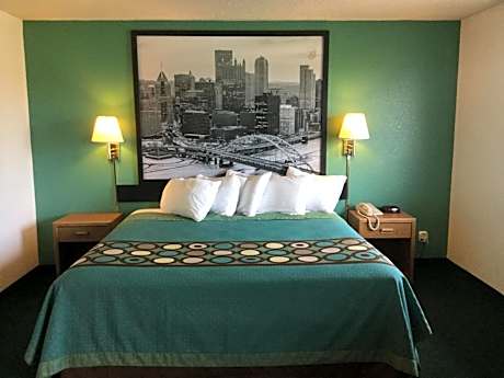 King Studio Suite - Non-Smoking