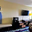 Super 8 by Wyndham Farmington