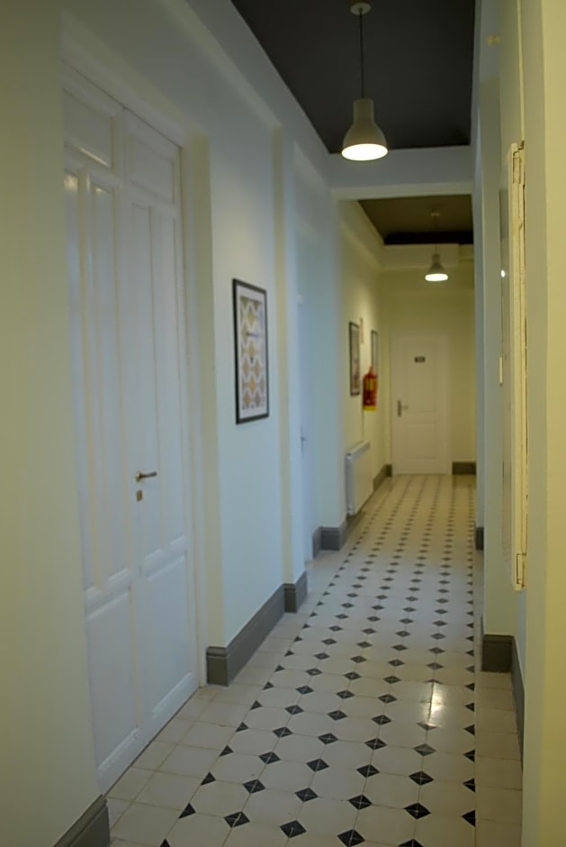 La Perla Granada Suites