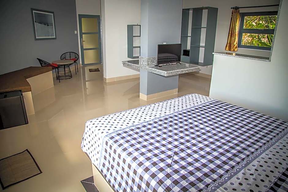 Photo 1 of 9 of Superior Family Room