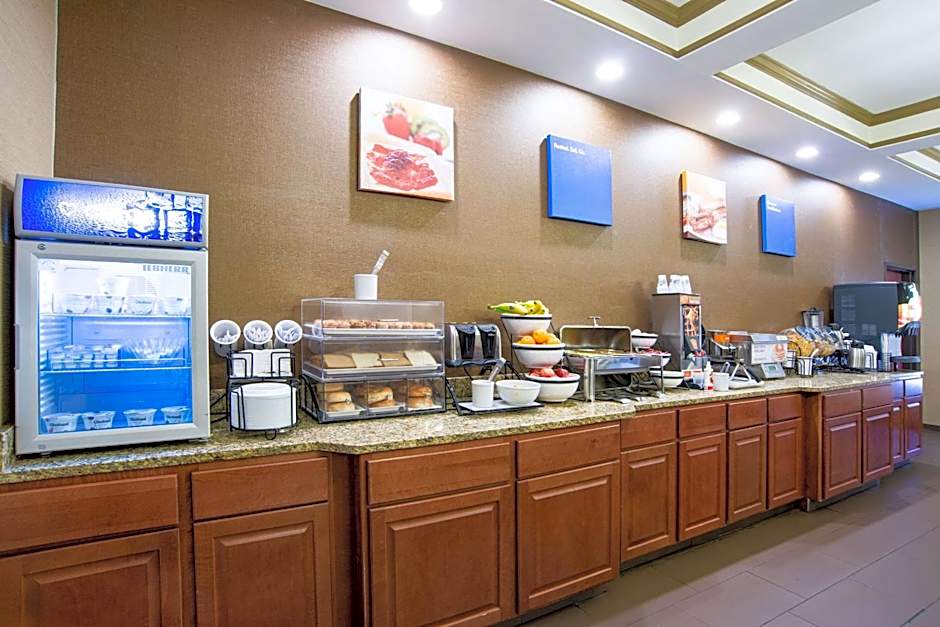 Comfort Inn Naugatuck-Shelton, CT