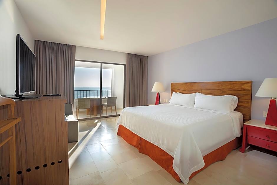 1 King Bed Suite — 4 fotoğraftan 1. fotoğraf