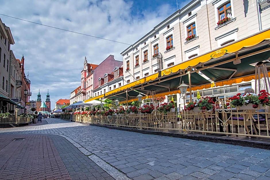 Pietrak Hotel