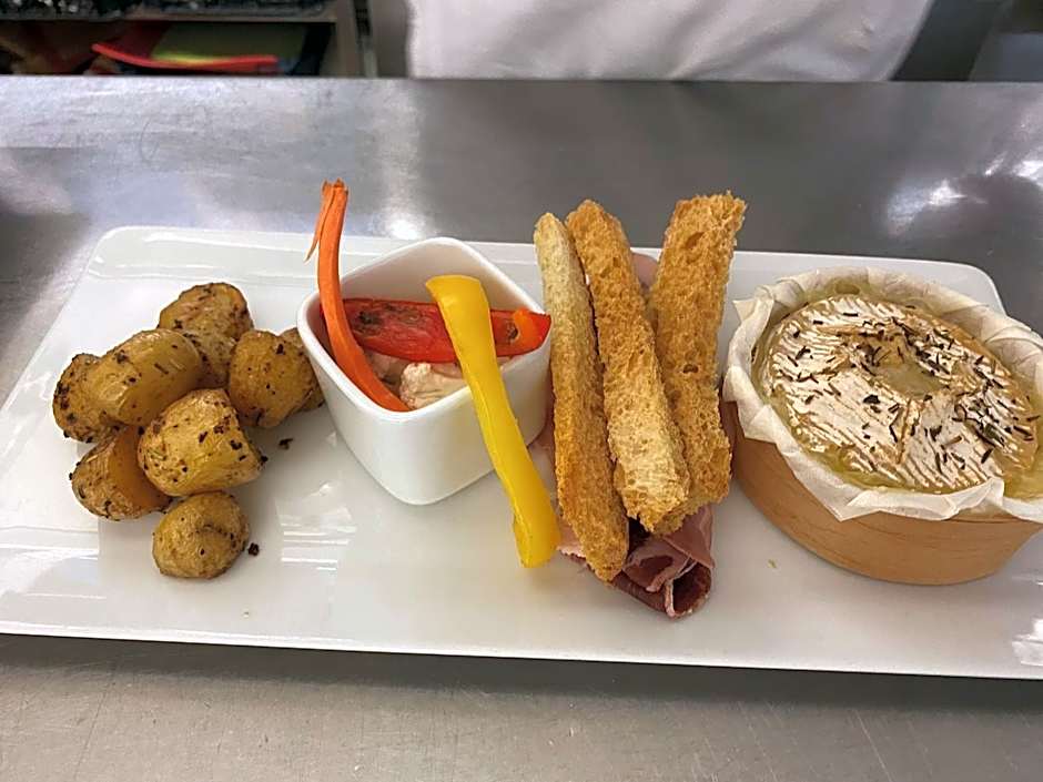 Logis Hôtel Le Pélican & son restaurant