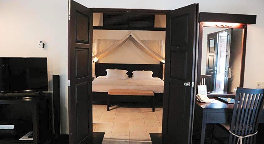 The Lagoon Bali Pool Hotel and Suites