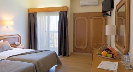 Single Room with Sea View