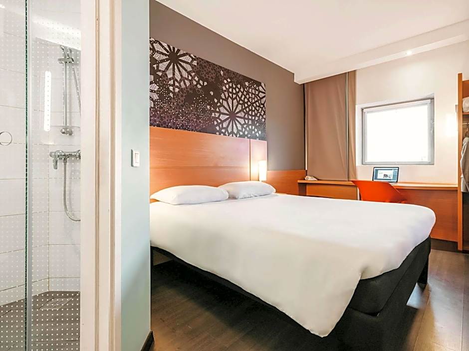 Ibis Casanearshore