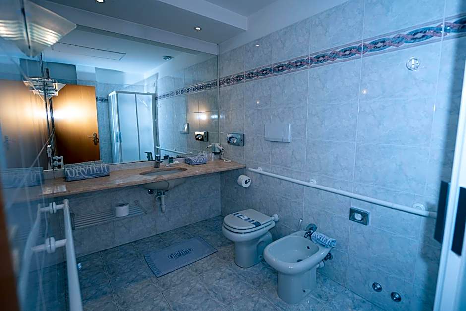Termeterna - Longevity Spring Resort
