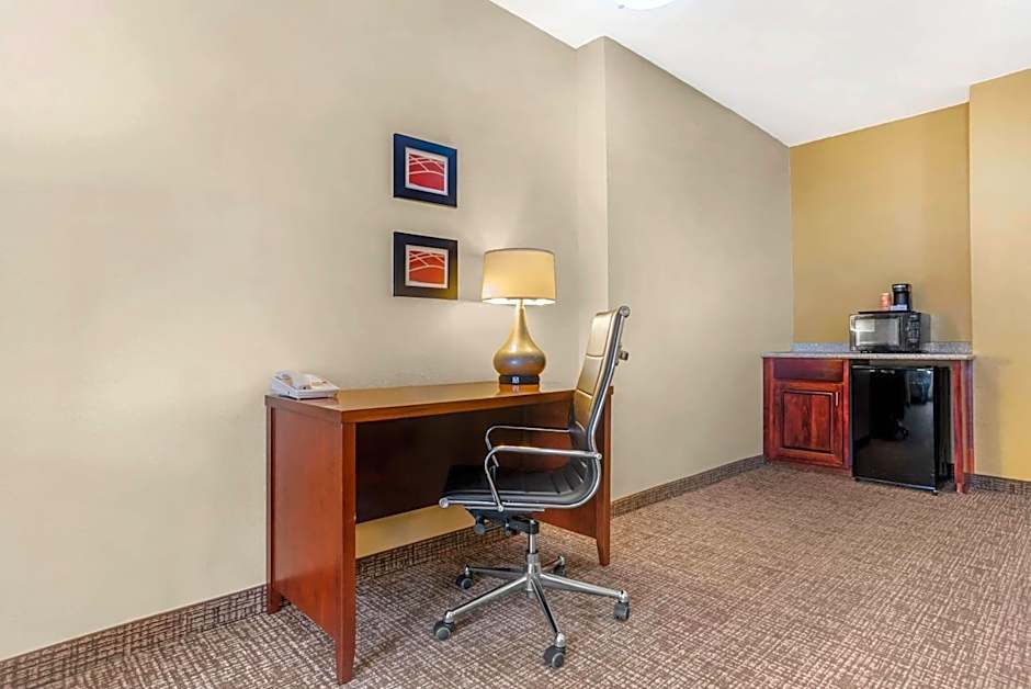 Comfort Suites Montgomery East Monticello Dr.