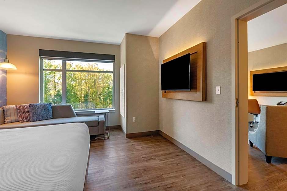 Cambria Hotel Manchester South Windsor