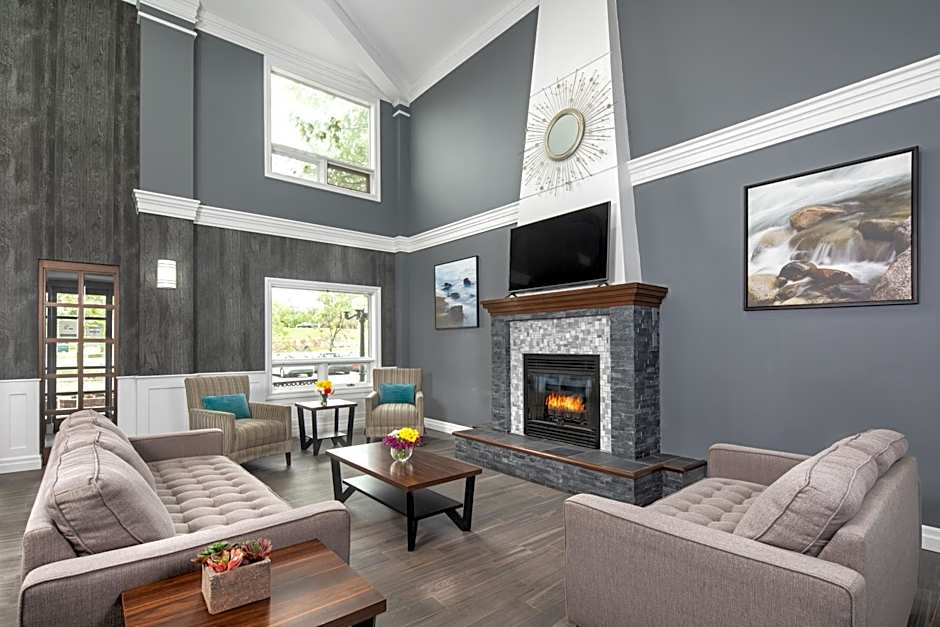 Travelodge by Wyndham Sudbury