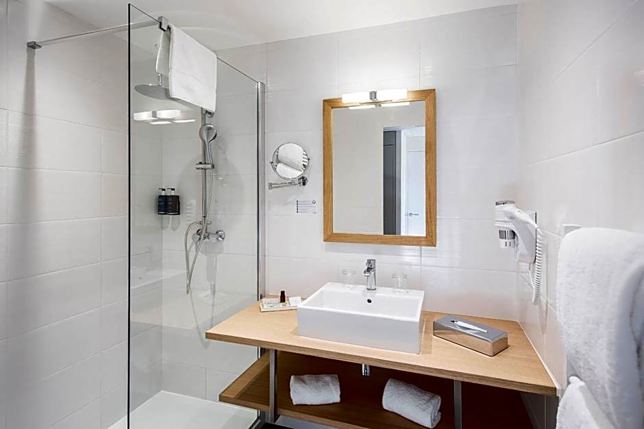 Hotel de L'Abbaye Le Tronchet - Handwritten Collection