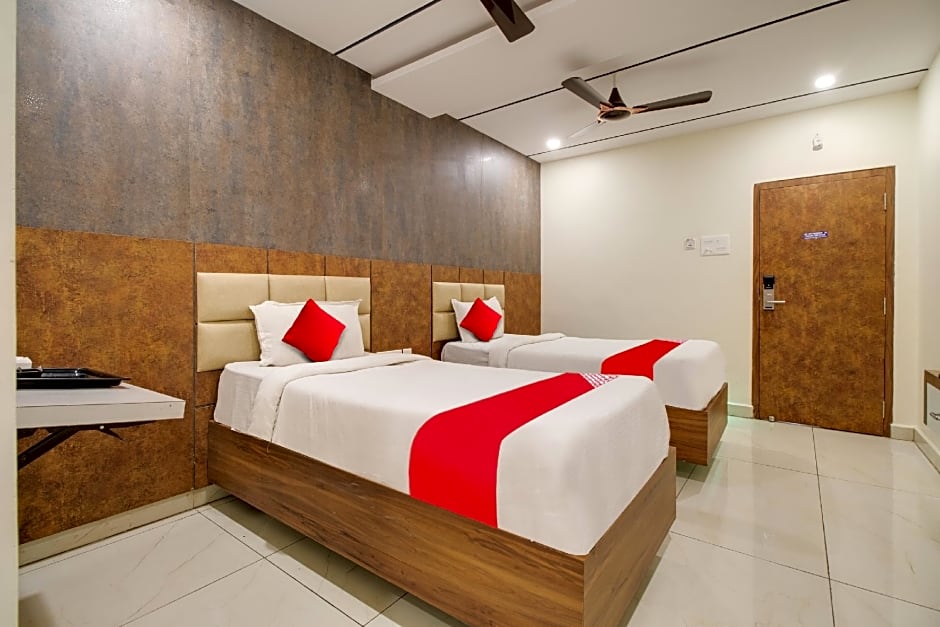 Capital O Sri Sai Grand Inn