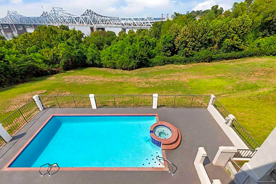 Days Inn & Suites by Wyndham Vicksburg