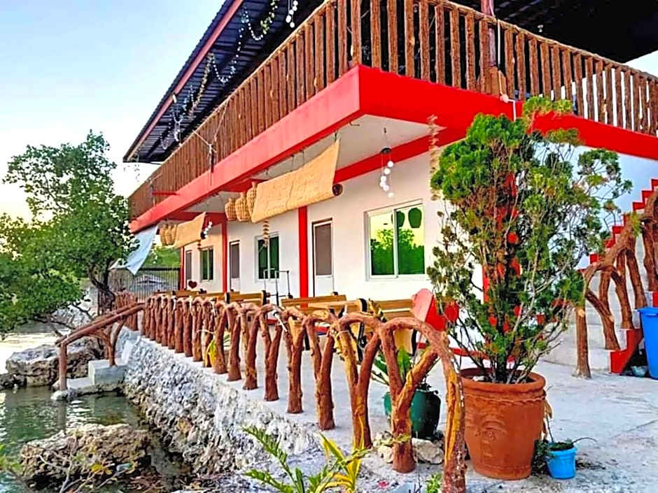 CASA BOLO IN ALAMINOS with HIDDEN WHITE BEACH near 100 Islands