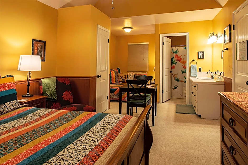 2 Cranes Inn - Zion