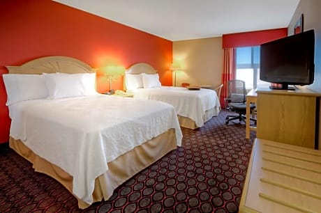 Room with Two Queen Beds - Non-Smoking