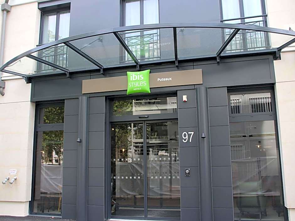 ibis Styles Puteaux Paris La Defense
