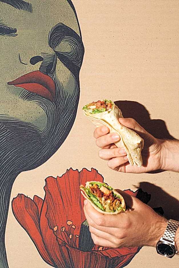 Topazio Vibe Beach Hotel & Apartments