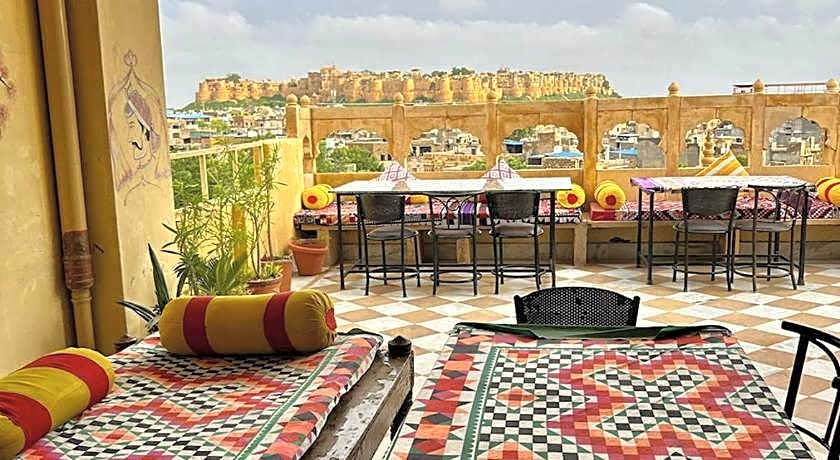 Golden Marigold Hotel