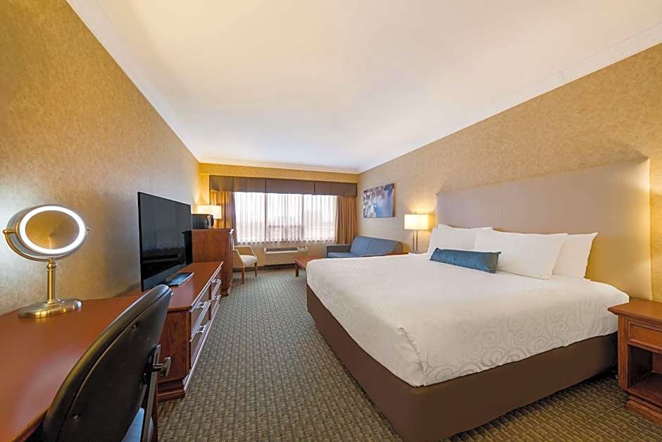 Best Western Voyageur Place Hotel