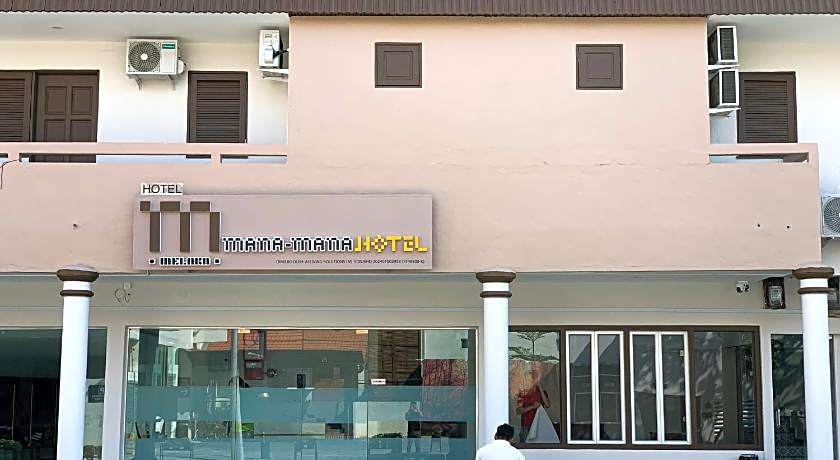 Mana Mana Hotel • Melaka •