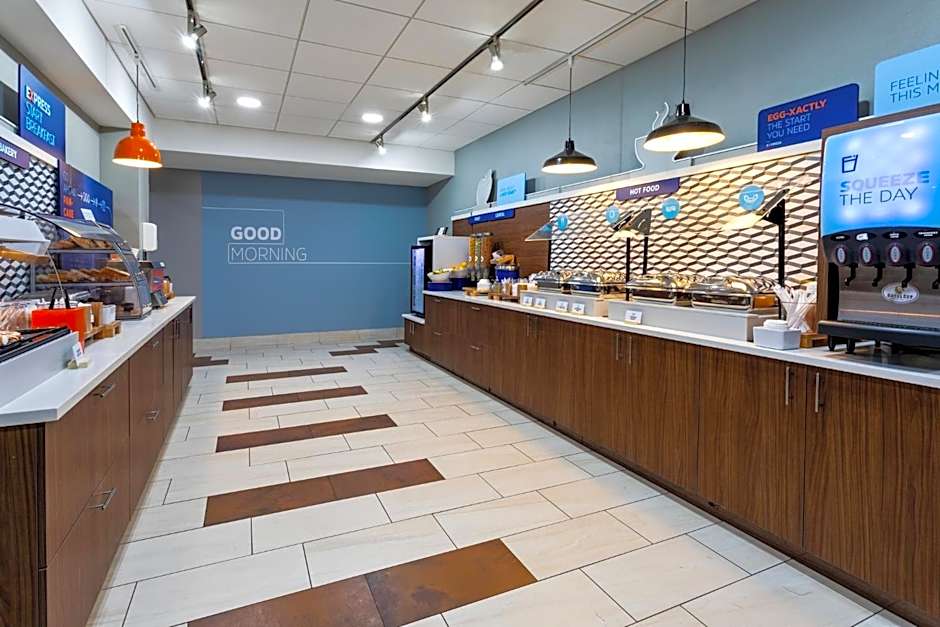 Holiday Inn Express New Albany Hotel By IHG