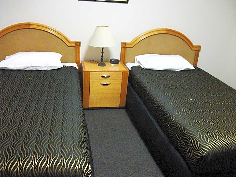 City Park Motel and Apartments