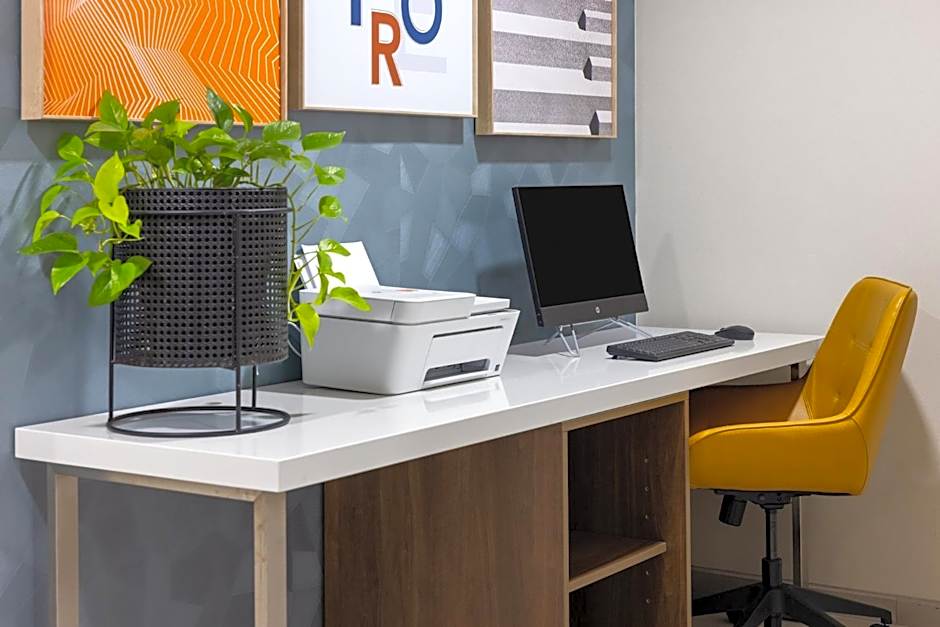 Holiday Inn Express Hotel & Suites Freeport By IHG