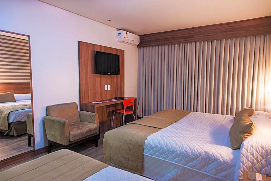 Hotel Continental Business - 200 metros do Complexo Hospitalar Santa Casa