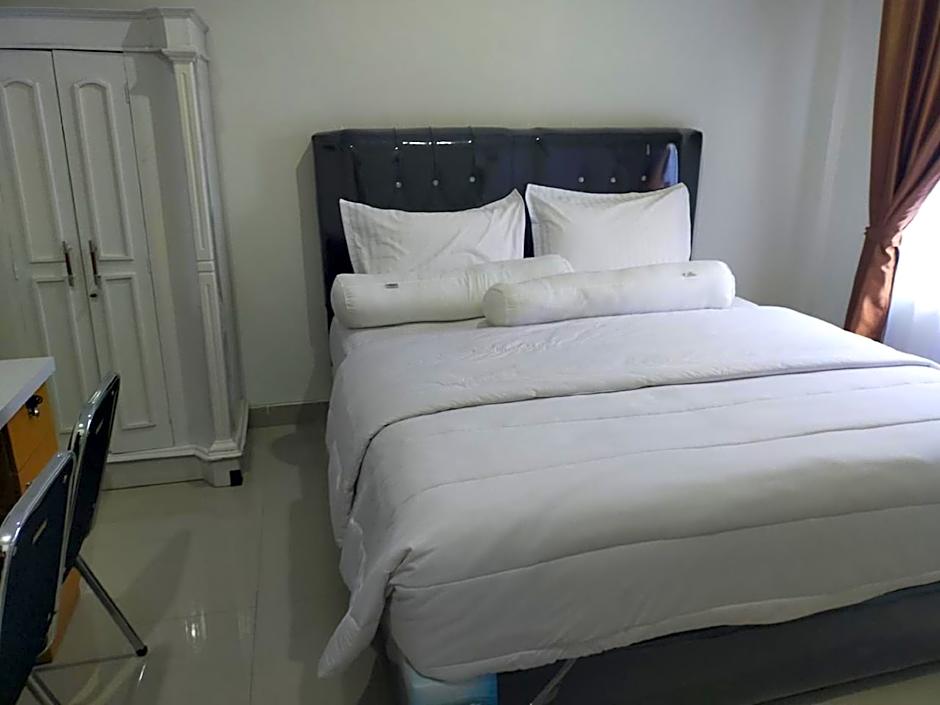 RedDoorz near Palembang Airport 2